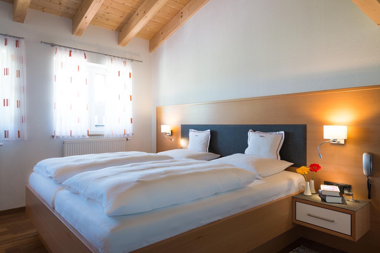 Hotel Bellevue Riezlern Luaran gambar